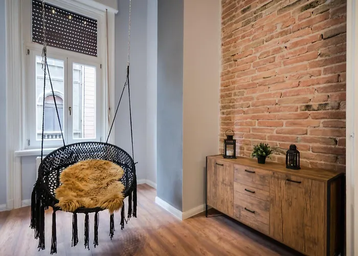 Aradi Chic Apartment